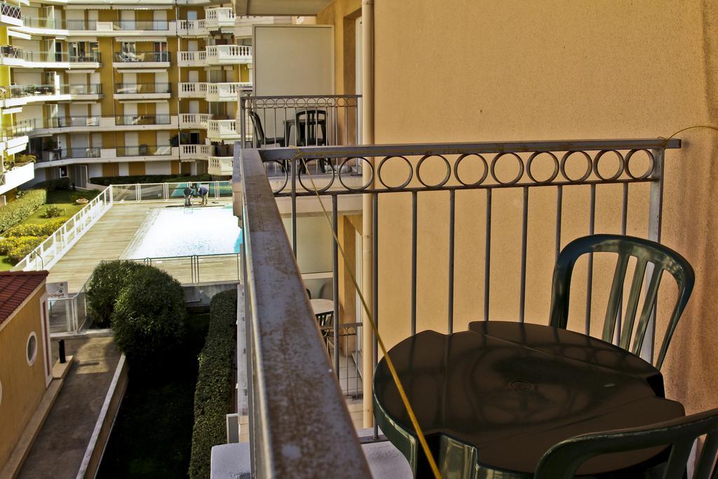 Apartment My Casa Magnan - Parking And Pool *